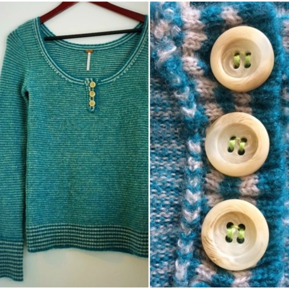 Free People Sweaters - FREE PEOPLE wool stripped knit sweater size M